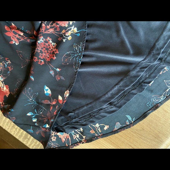 Floral dress - Picture 5 of 5